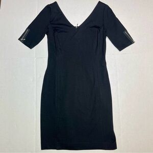 Banana Republic V-Neck Black Zipper Accent Short Sleeve Dress Size 4